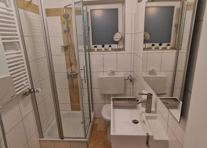 公寓 Moderne - Bettwaesche, Handtuecher, Internet & Nebenkosten Inkl *