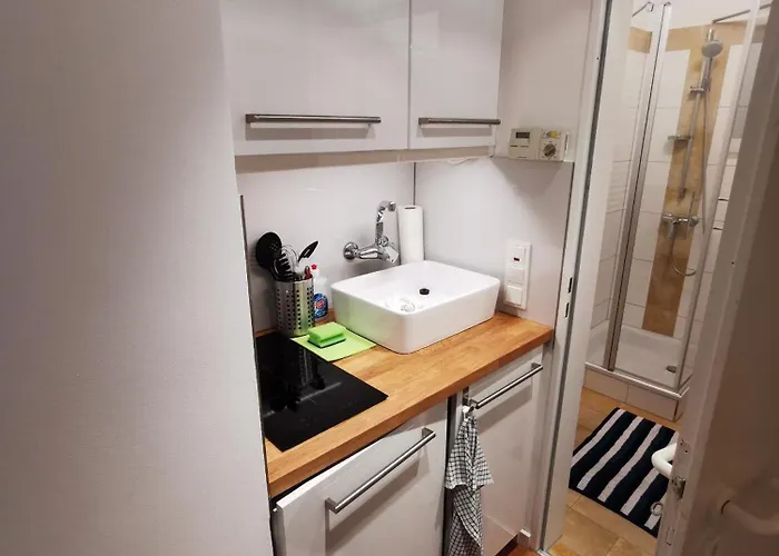 公寓 Moderne - Bettwaesche, Handtuecher, Internet & Nebenkosten Inkl 塔尔方